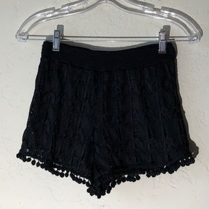 Vintage Havana Black Lace shorts